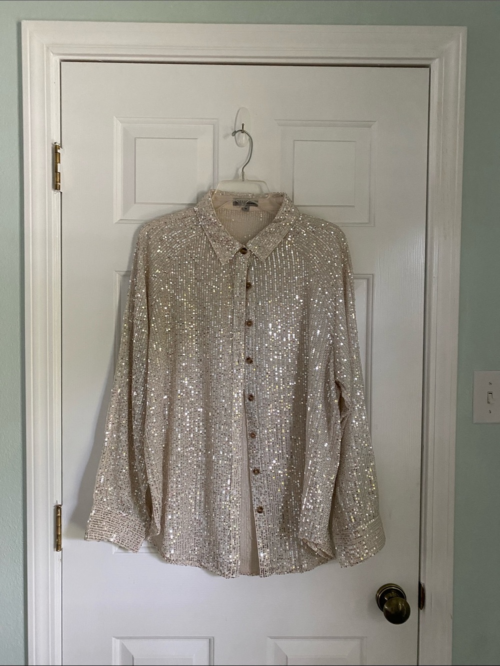 Wishlist Sequin Cocktail Top in Champagne